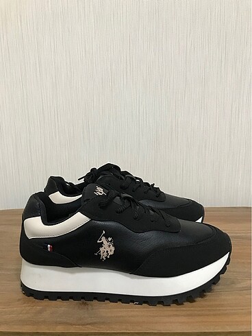 Us polo snakers