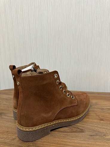 40 Beden Nine west bot