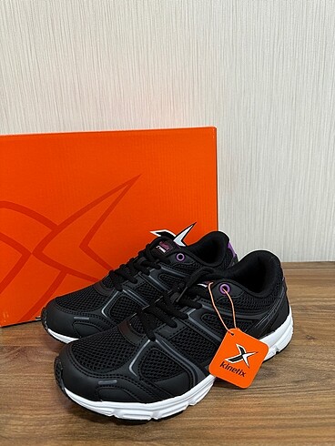 Kinetix kadın spor