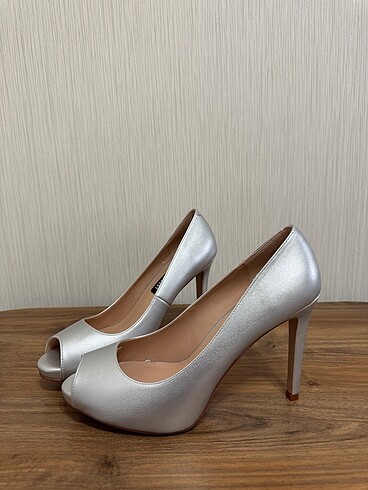 38 Beden Nine west topuklu