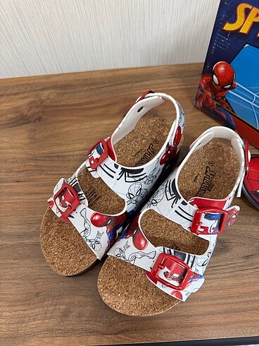30 Beden beyaz Renk Spiderman çocuk sandalet