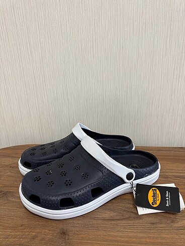Dockers terlik