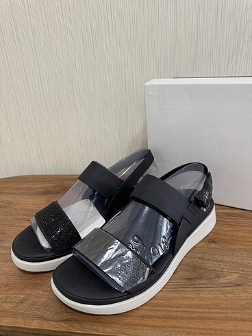 39 Beden Nine west sandalet
