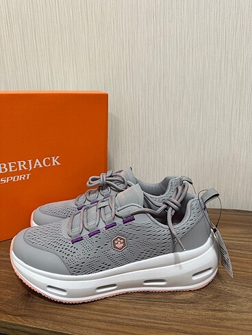 Lumberjack sneakers