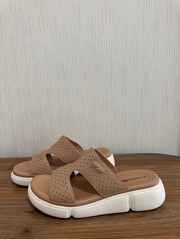 39 Beden camel Renk Travel soft terlik