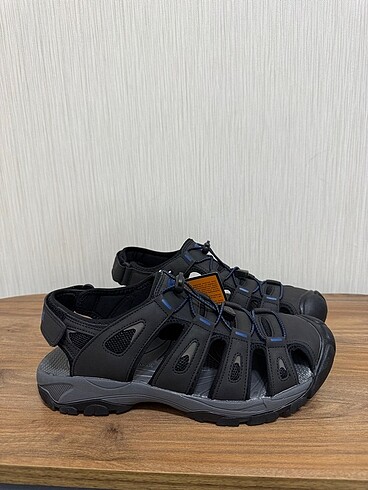 45 Beden Dockers sandalet