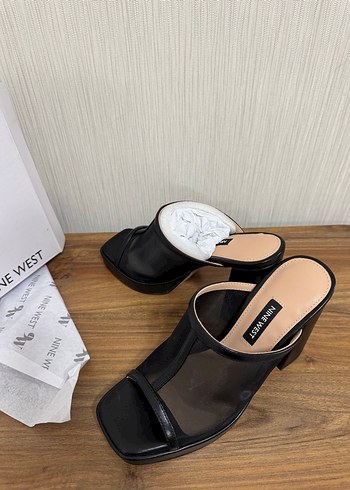 Nine West Siyah Platform Topuklu Kadın Terlik - Görsel 3