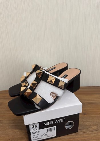 Nine West Kadın Siyah Tokalı Topuklu Terlik