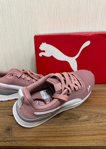 37 Beden pembe Renk Puma Kadın Spor Ayakkabı