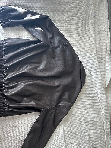 xs Beden Bershka deri kahverengi ceket