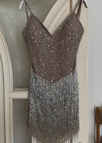 Arya Moda Payetli ve Püsküllü Straplez Mini Elbise - Görsel 6