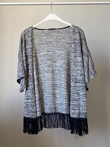 Püsküllü kimono