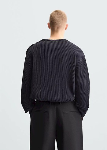 Zara Erkek koyu lacivert siyah renk arası düğmeli kazak - Görsel 2