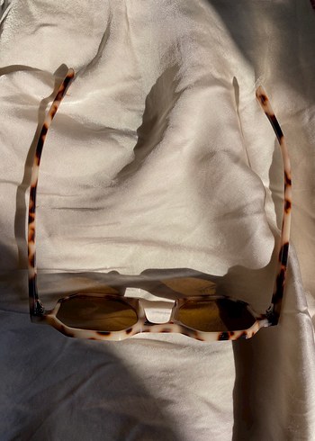 Kahverengi Desenli Kadın Güneş Gözlüğü - Görsel 2