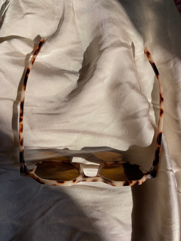 Kahverengi Desenli Kadın Güneş Gözlüğü - Görsel 2