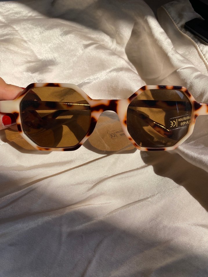 Kahverengi Desenli Kadın Güneş Gözlüğü - Görsel 3