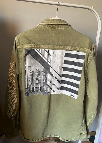 Zara unisex sırt baskılı kot ceket - Görsel 3