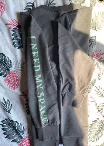 Gri NASA Baskılı Kadın Sweatshirt - Görsel 3