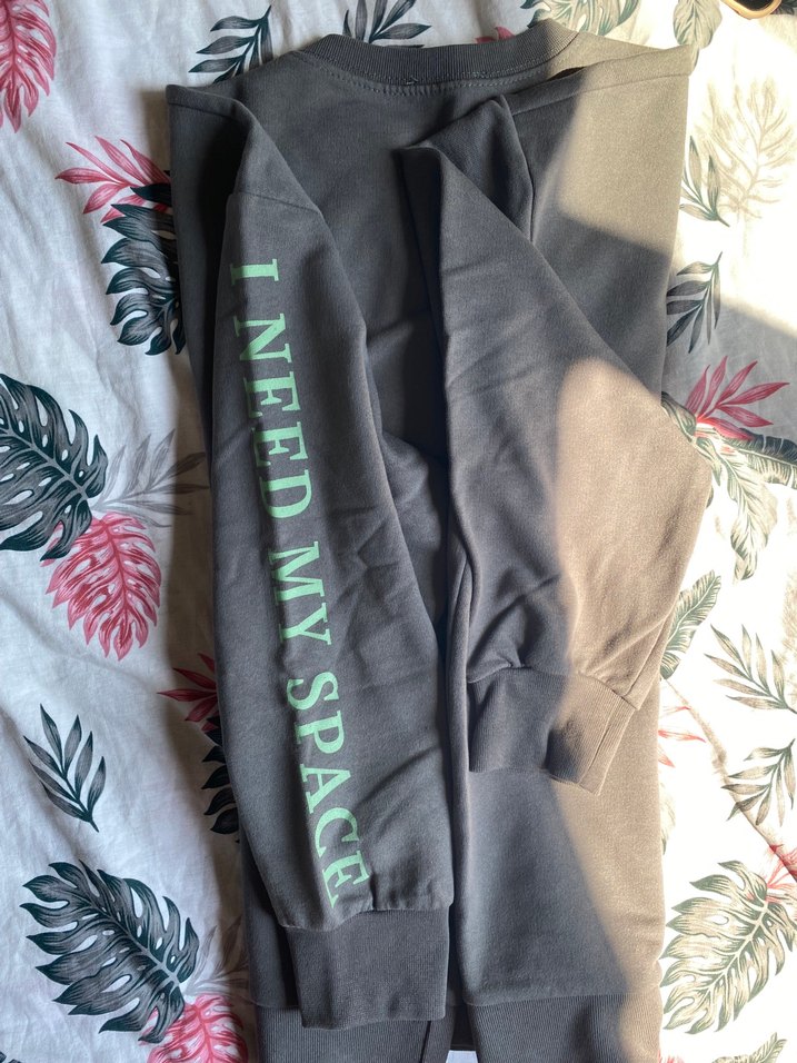 Gri NASA Baskılı Kadın Sweatshirt - Görsel 3