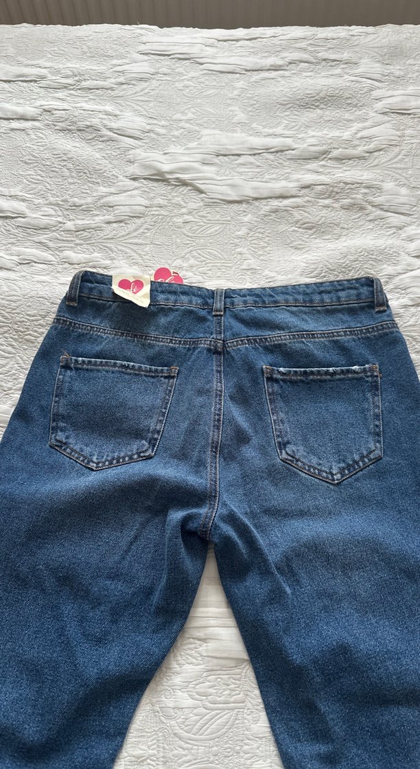 Kadın Mavi Yırtık Detaylı Bol Kesim Jean - Görsel 4