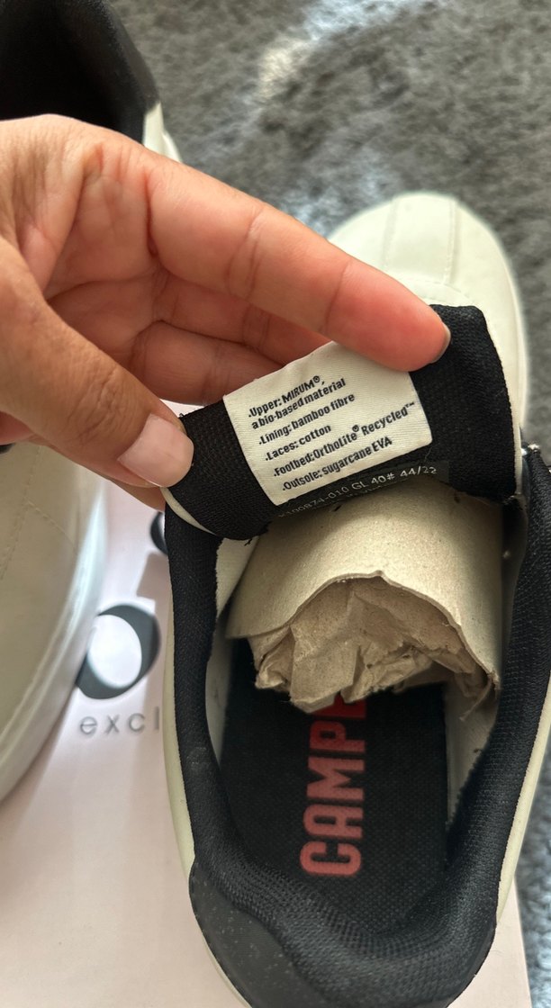 Beyaz Gri Bağcıklı Erkek Spor Ayakkabı- Çok iyi durumda - Görsel 3