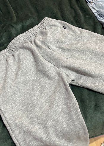 Gri Rahat Eşofman Altı - Görsel 3