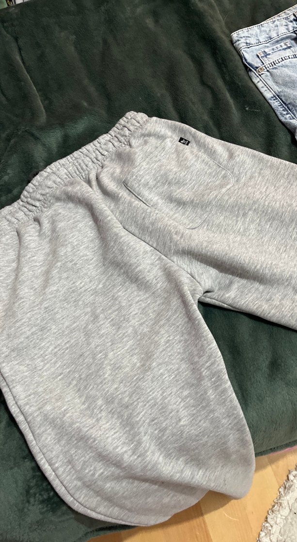 Gri Rahat Eşofman Altı - Görsel 3