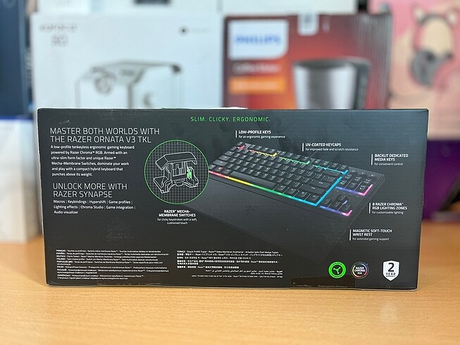 Razer Ornata V3 TKL-Tenkeyless RGB Kablolu Oyuncu Klavyesi - Görsel 2