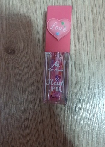 Pastel Pembe Lip Gloss Parlatıcı
