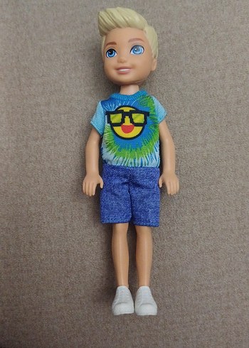 Barbie Renkli Gözlü Erkek Bebek Oyuncak