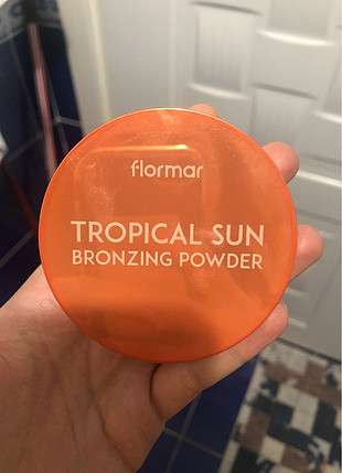 Flormar bronzing powder