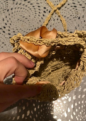  Beden Dantel Detaylı Bej Örgü Bohem Çanta