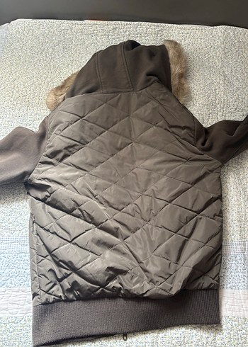 Benetton Yeşil Kapüşonlu Kadın Mont