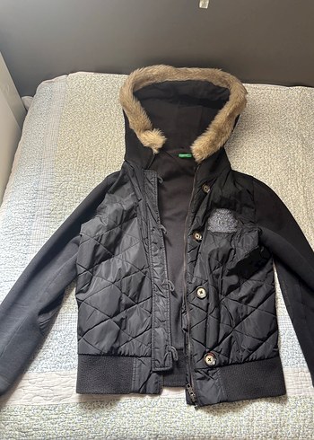 Kürk Detaylı Siyah Kadın Mont