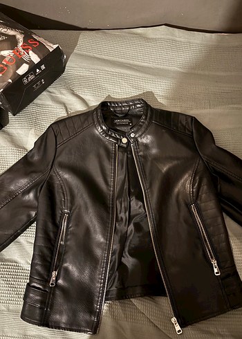 Siyah Deri Biker Ceket Kadın
