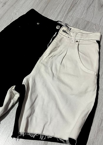 Siyah Beyaz Şort - Görsel 2