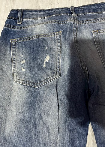 Kadın Mavi Yırtık Bol Kesim Denim Pantolon - Görsel 3