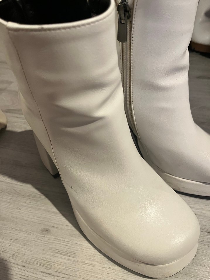 Beyaz Deri Kadın Bot, Kalın Topuklu, Fermuarlı - Görsel 2