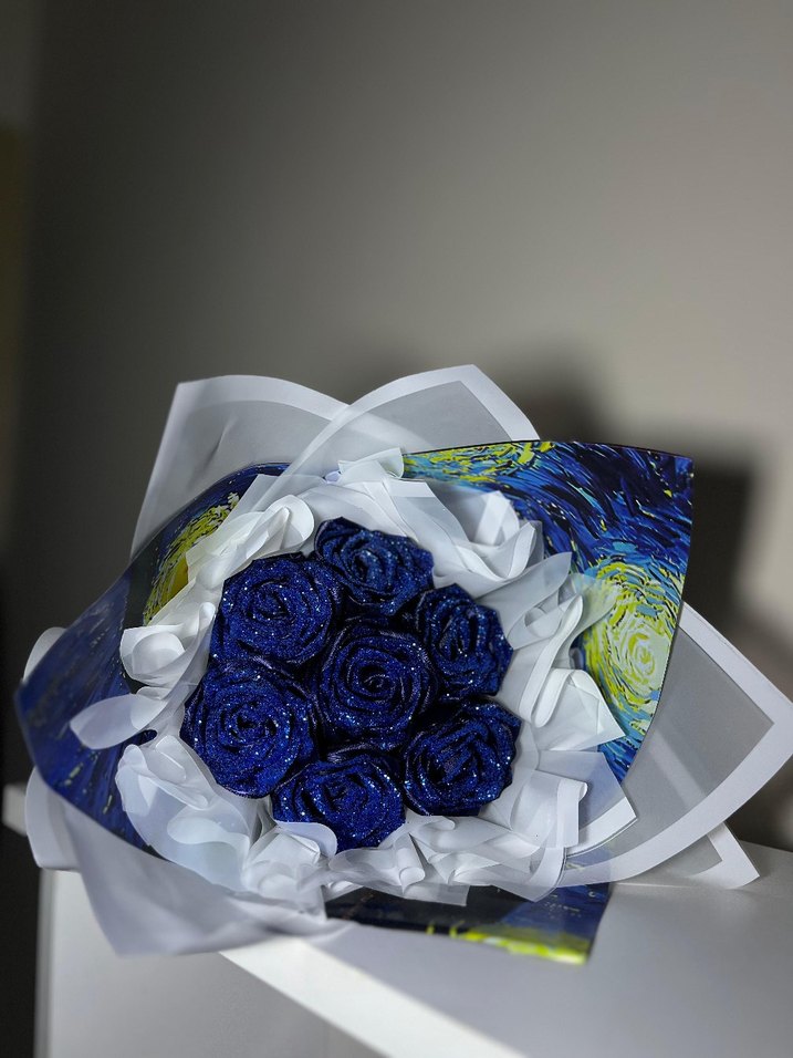 Koyu Mavi Parlak Güller Buketi - Görsel 3