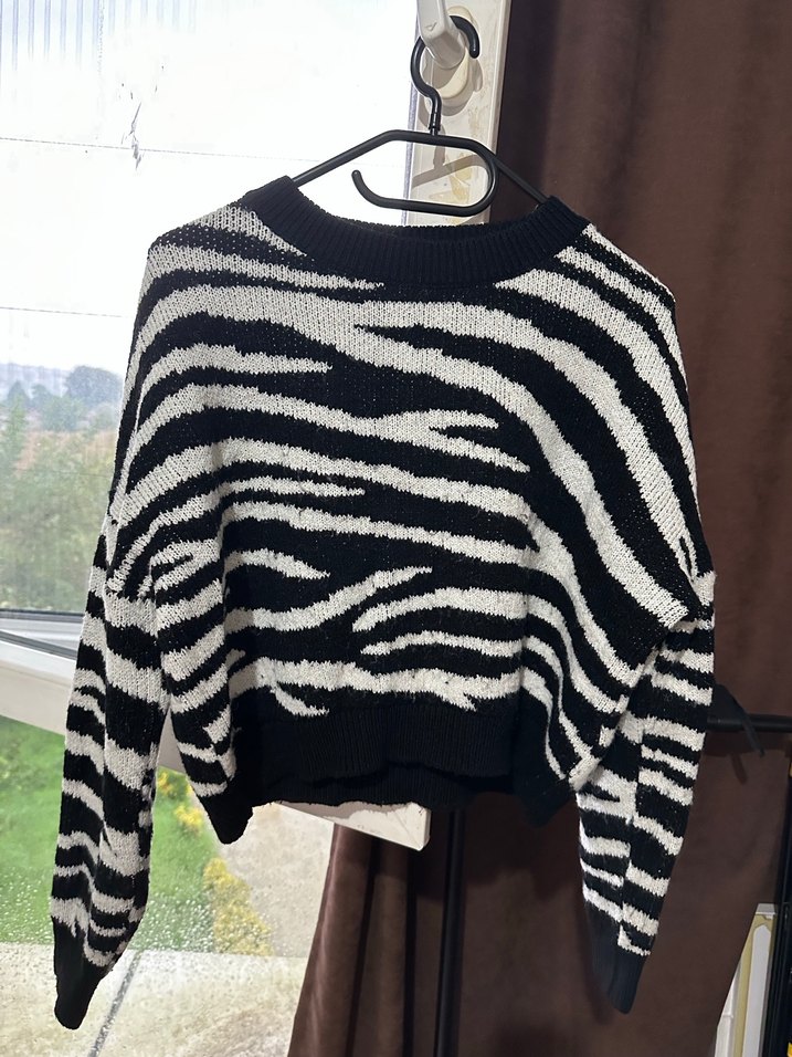 Gri Zebra Desenli Kalın Triko Kazak S-M - Görsel 4