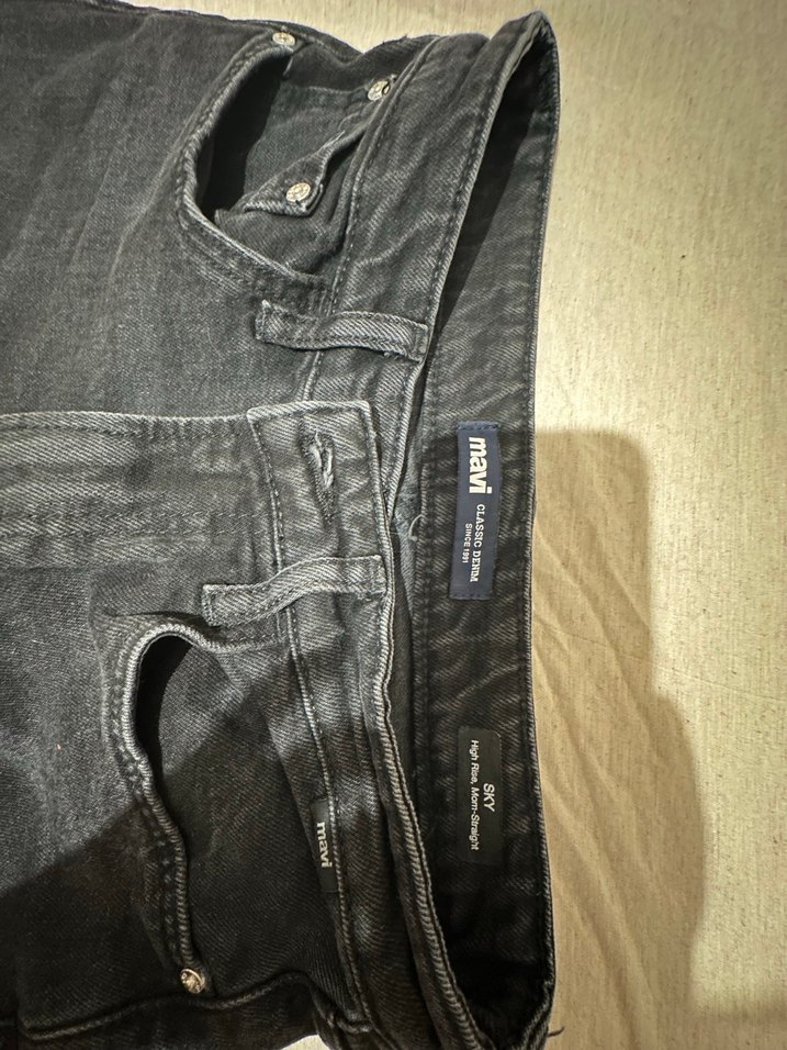 Gri Düğmeli Kadın Denim Jean - Görsel 3