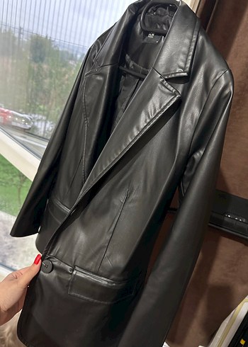 Düğmeli Siyah Kadın Deri Ceket - Görsel 3