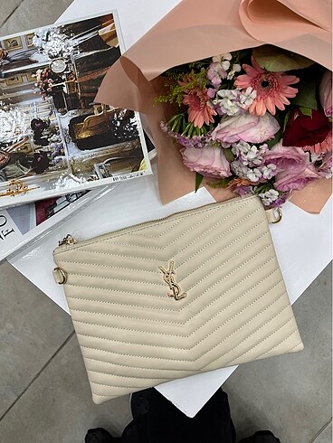 Ysl clutch