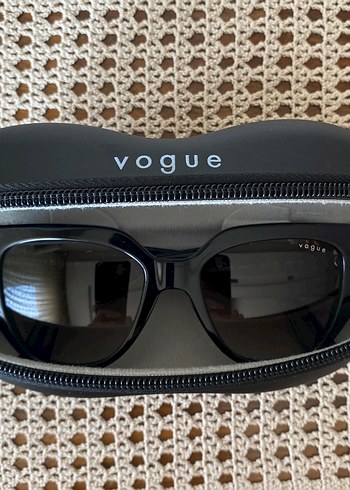 Vogue Siyah Güneş Gözlüğü - Görsel 7