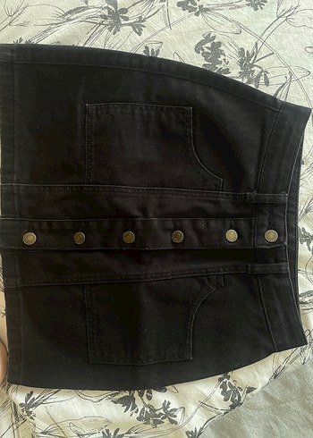 28 Beden Düğmeli Siyah Denim Mini Etek