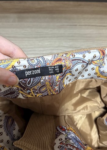 Kemer Detaylı Bej Midi Etek - Görsel 3