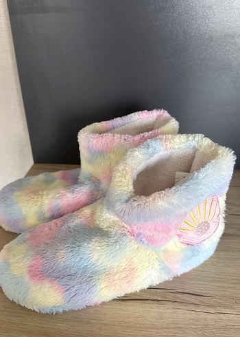 Kızlar İçin Pastel Renkli Peluş Ev Terlikleri - Görsel 2