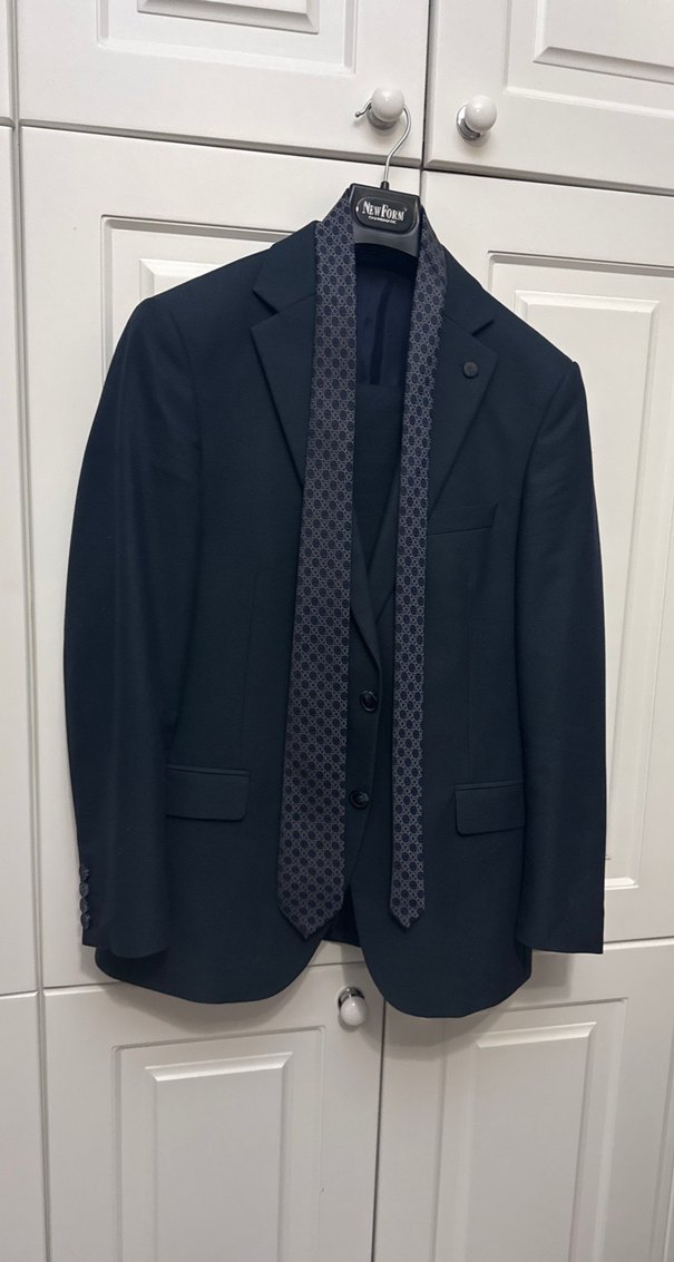 Düğmeli Lacivert Erkek Takım Elbise - Görsel 2