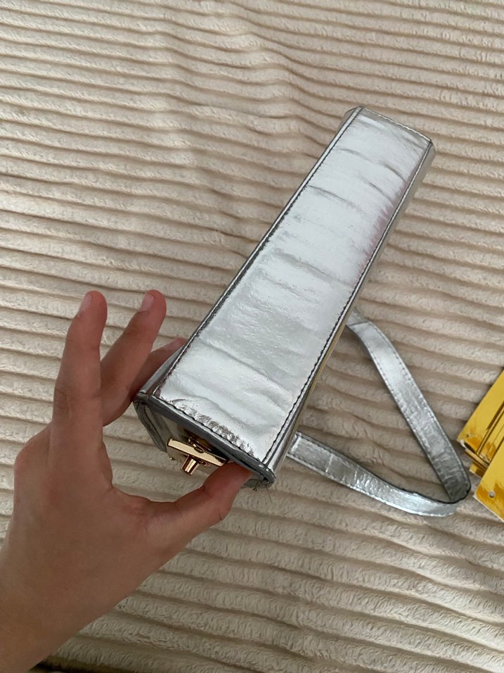 Gri Deri Kadın Çanta - Görsel 4