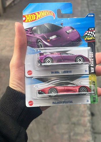 Hot Wheels 2li lot